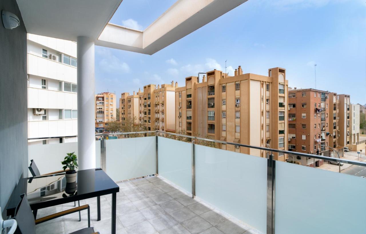 Aac Malaga - Apartamento Con Terraza, Muy Amplio, Totalmente Equipado, Cerca Del Centro Y Nuevo! Extérieur photo