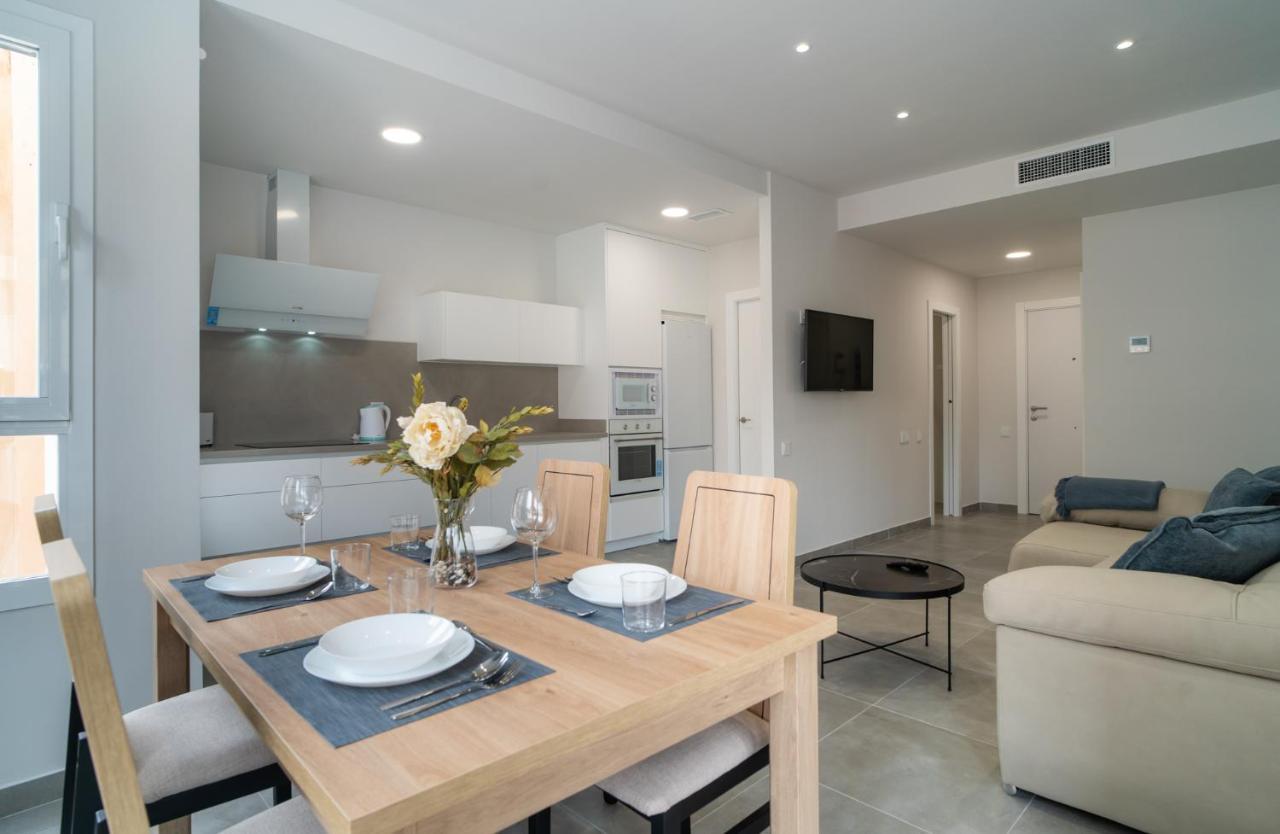 Aac Malaga - Apartamento Con Terraza, Muy Amplio, Totalmente Equipado, Cerca Del Centro Y Nuevo! Extérieur photo