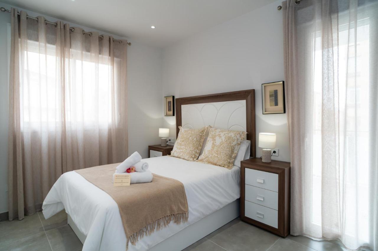 Aac Malaga - Apartamento Con Terraza, Muy Amplio, Totalmente Equipado, Cerca Del Centro Y Nuevo! Extérieur photo