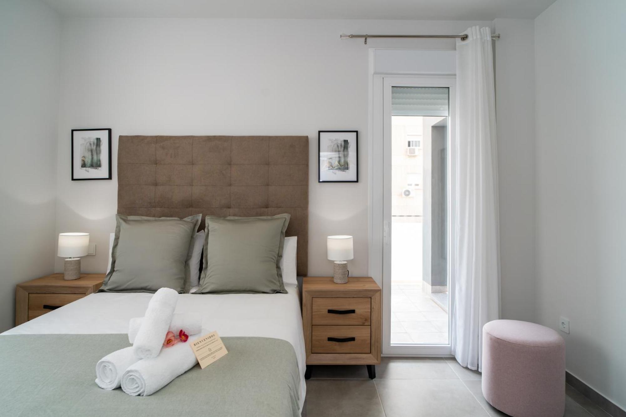 Aac Malaga - Apartamento Con Terraza, Muy Amplio, Totalmente Equipado, Cerca Del Centro Y Nuevo! Chambre photo
