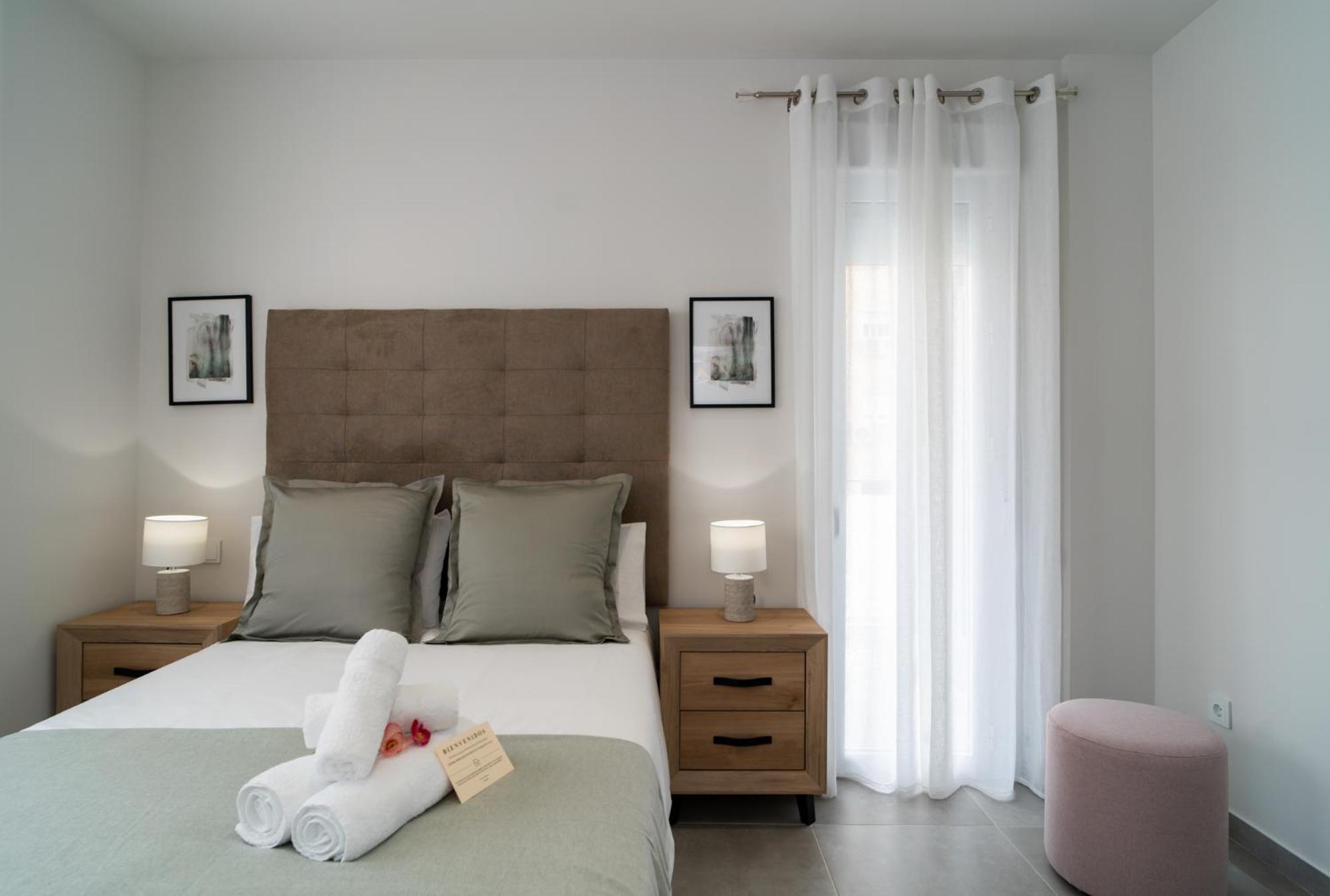 Aac Malaga - Apartamento Con Terraza, Muy Amplio, Totalmente Equipado, Cerca Del Centro Y Nuevo! Chambre photo